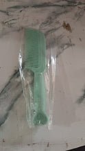 Plastic Hair Comb with Heart-Shaped Handle (1 Pc)
