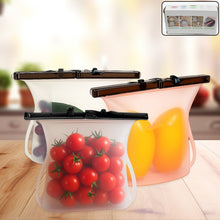 Eco-Friendly Food Storage: Reusable Silicone Bags (3-Pack) - Leakproof & Safe