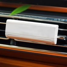 AC Design Solar-Powered Car Air Freshener: Built-in Perfume Diffuser for Dashboard and AC Vent